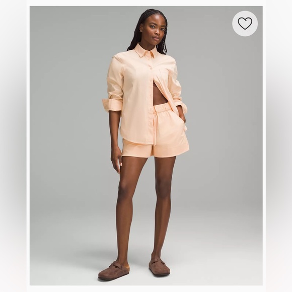 Lululemon Cinchable Waist High-Rise Woven Short 3.5" - Picture 3 of 6